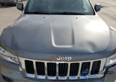 2013 Jeep Grand Cherokee Laredo z USA, uszkodzony, nr VIN 1C4RJEAG6DC600684